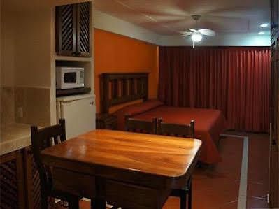 Hotel Punta Melaque San Patricio Melaque Dış mekan fotoğraf